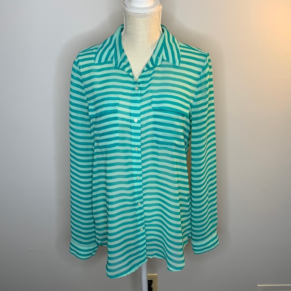 EUC Old Navy sheer blouse